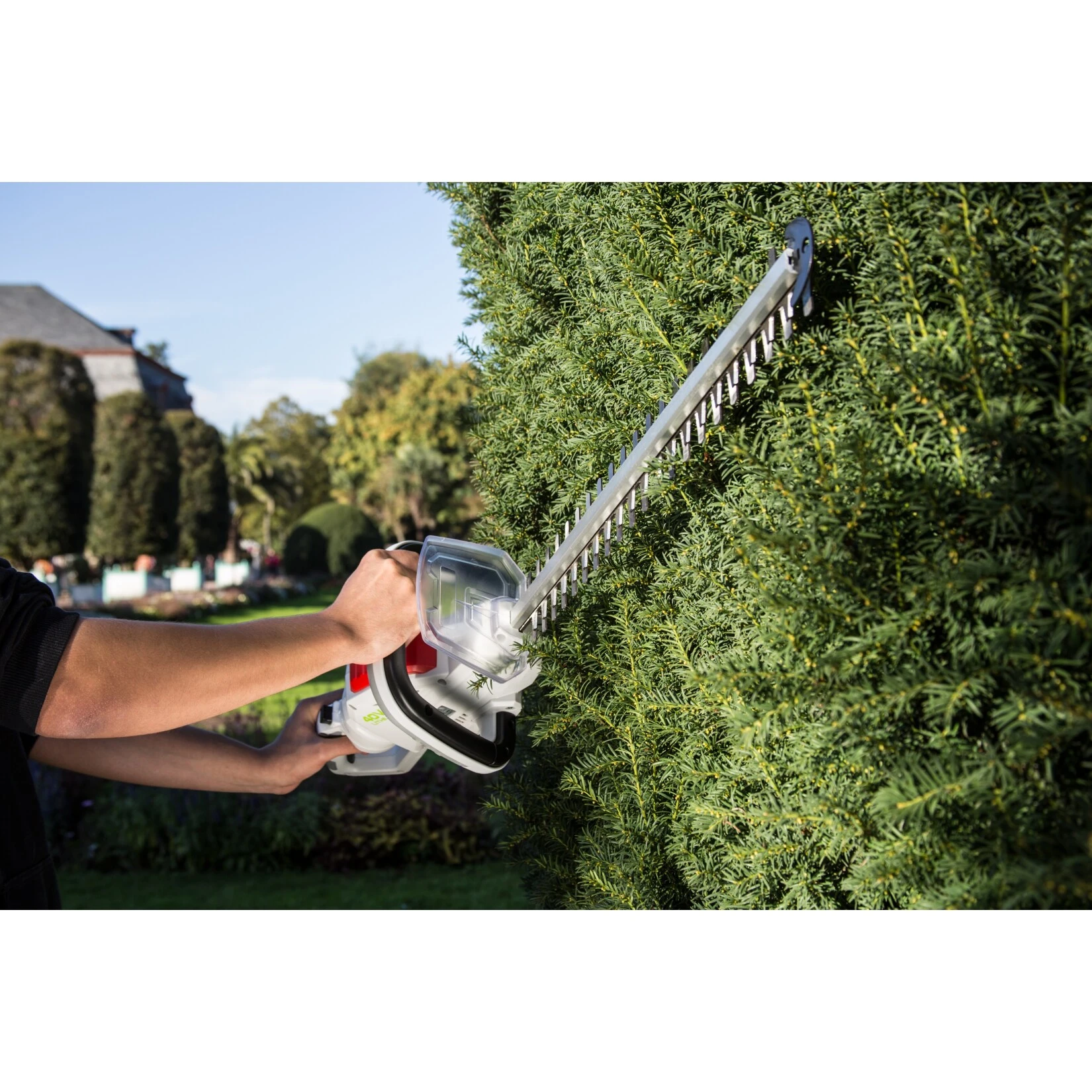 Ikra IAHS 40-5425 Solo 40 V Akku-Heckenschere - Image 3