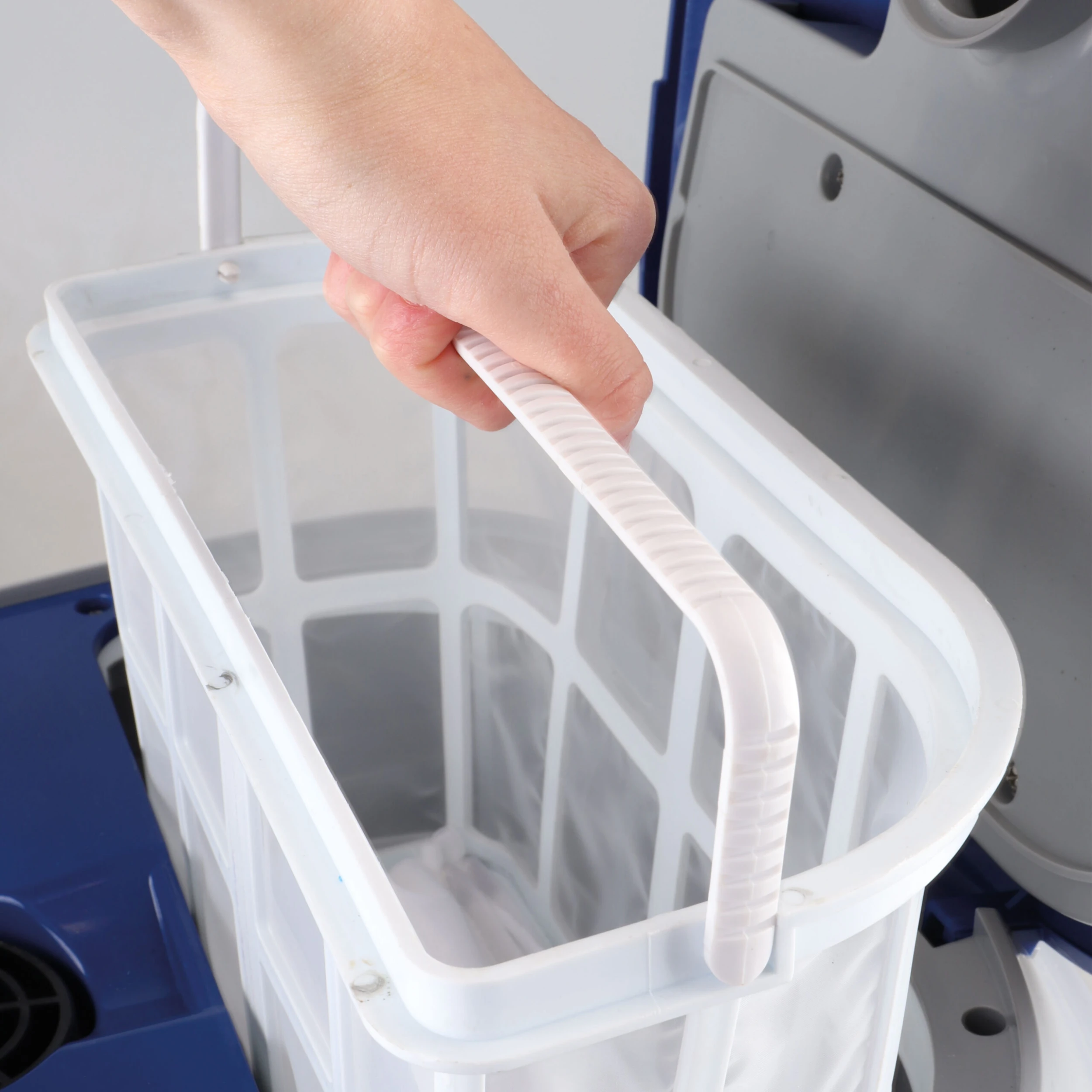 T.I.P. Poolroboter Sweeper 18000 WL - Image 3